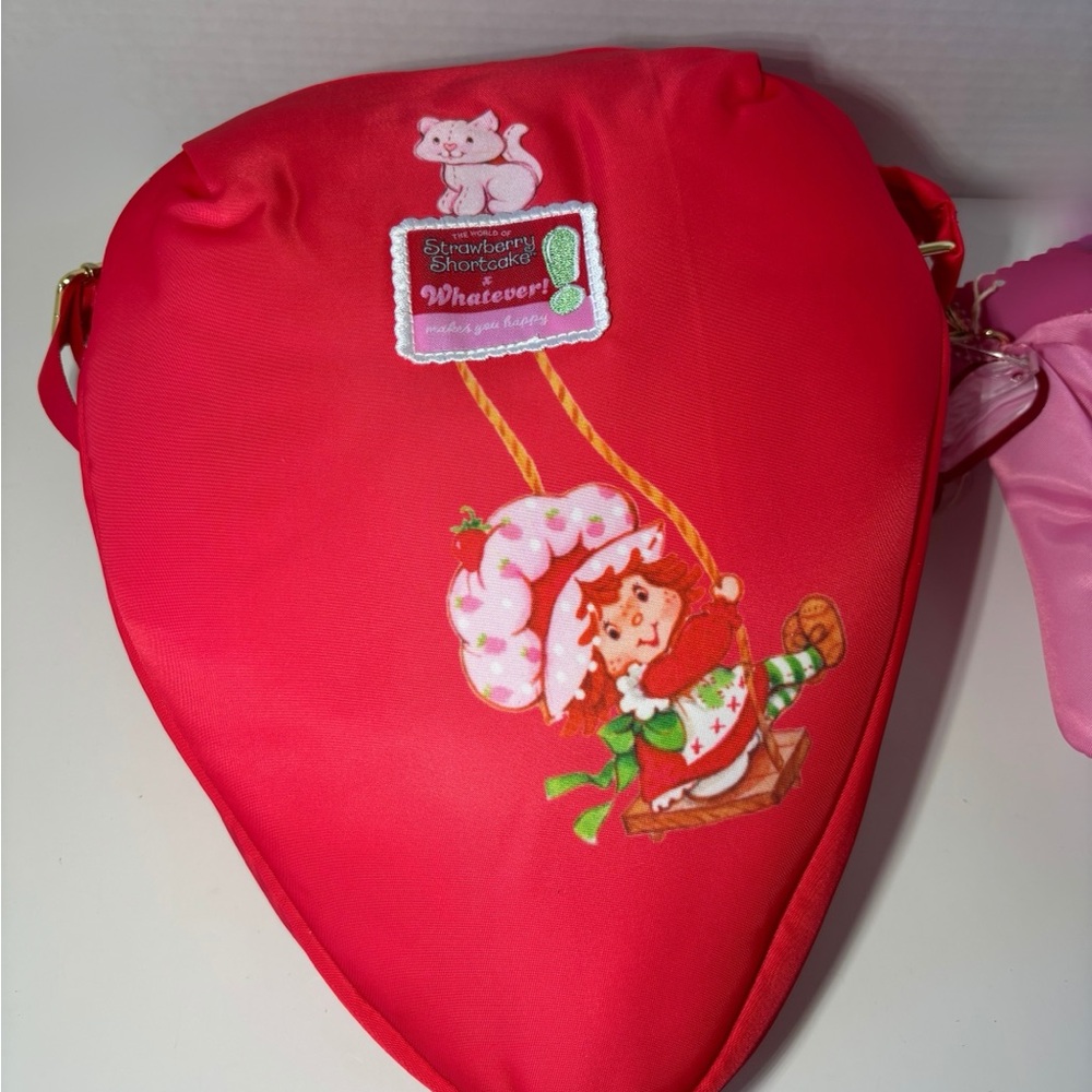 Strawberry Shortcake Whatever! Makes You Happy scented crossbody - Picture 3 of 6